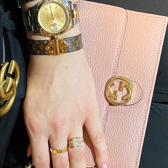 18k Spectacular 4.70Ct Diamond Ring - Picture 7 of 14